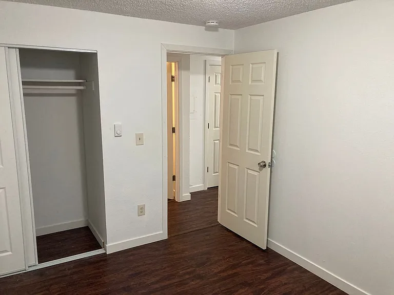 402 Golf Club Rd SE — Photo 16