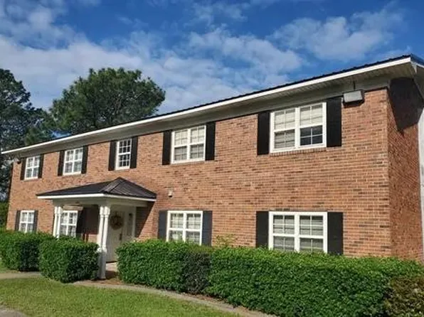209 Vineland Dr APT 201, Fayetteville, NC 28306