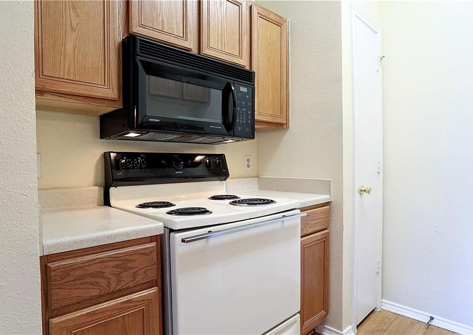 1st image of 12166 Metric Blvd APT 229