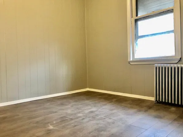 54 Rutgers Ave #2D, Jersey City, NJ 07305
