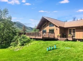430 Wolf Dr, Eagle River, AK 99577