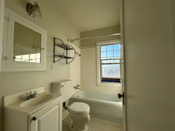 #367 Morland Apartments, 1530 NE 10th Ave #367-204, Portland, OR 97232