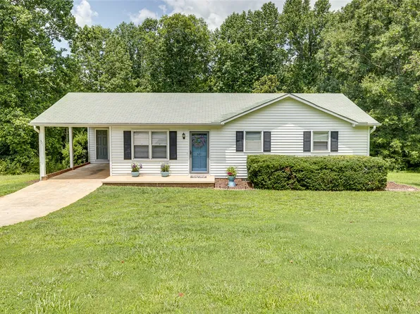 321 Springdale Ave, Liberty, SC 29657