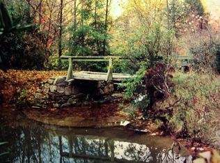 950 Shulls Mill Rd, Boone, NC 28607