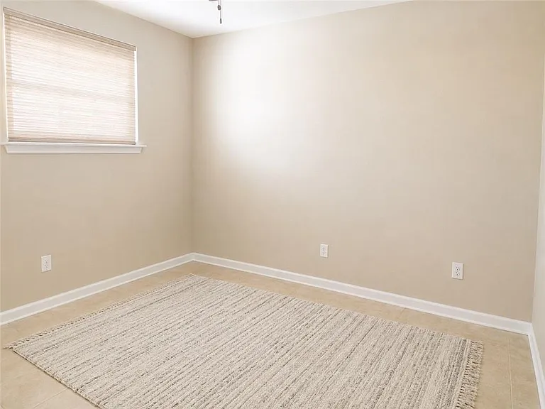 7533 Ligustrum Dr — Photo 7