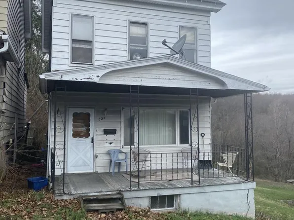 621 N 10th Ave, Altoona, PA 16601