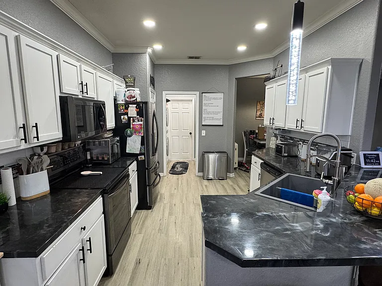 10885 Standing Stone Dr — Photo 8