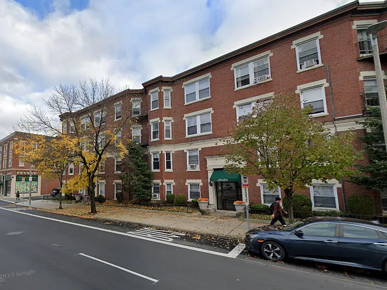 510 Cambridge St #203 — Photo 7