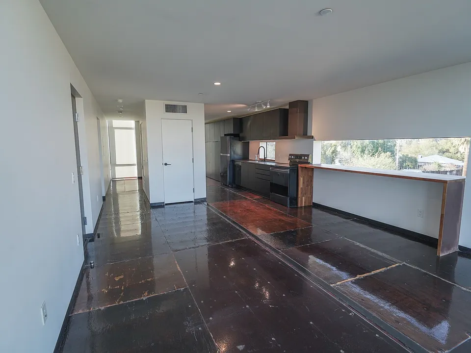 1436 S Terrace Rd #104
