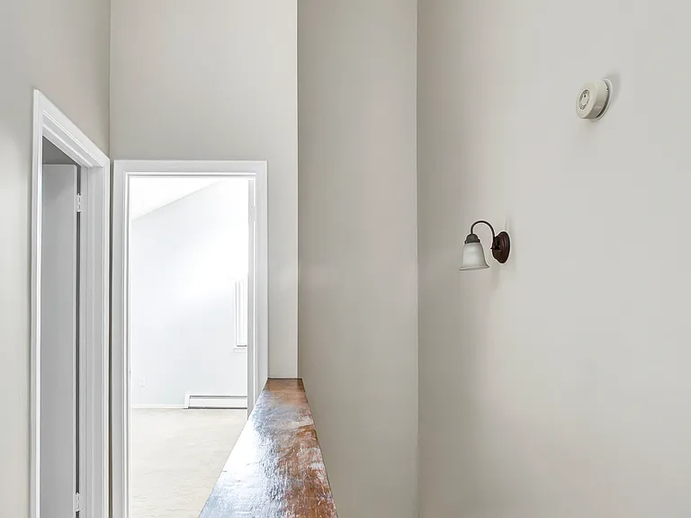9 Talcott Forest Rd #C — Photo 10