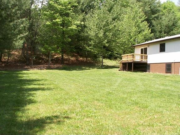 4th image of 141 Hillmore Dr