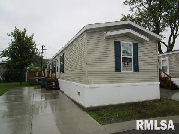 14001 Western Ave Trailer 60, Blue Island, IL 60406