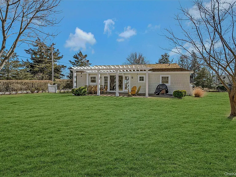 635 Strohson Rd — Photo 27
