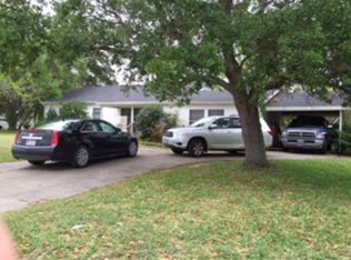 1622 W Austin St, Port Lavaca, TX 77979