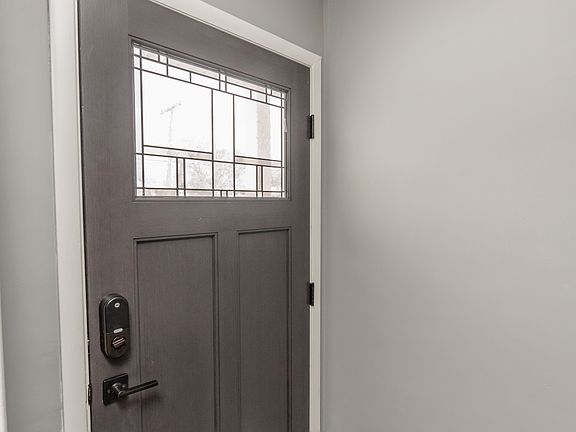 2nd image of 2539 Warrensville Center Rd