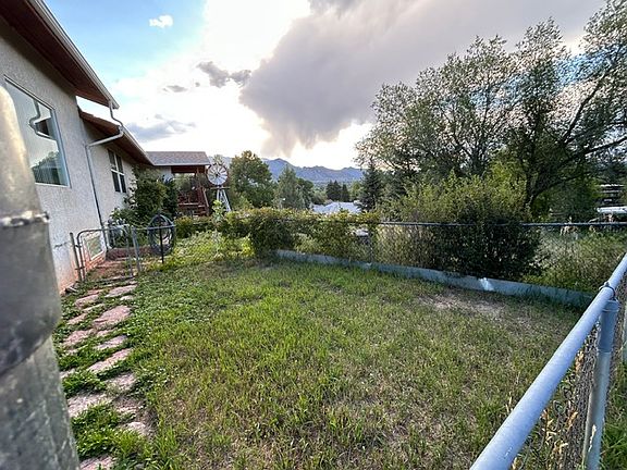 3rd image of 4 Sommerlyn Rd