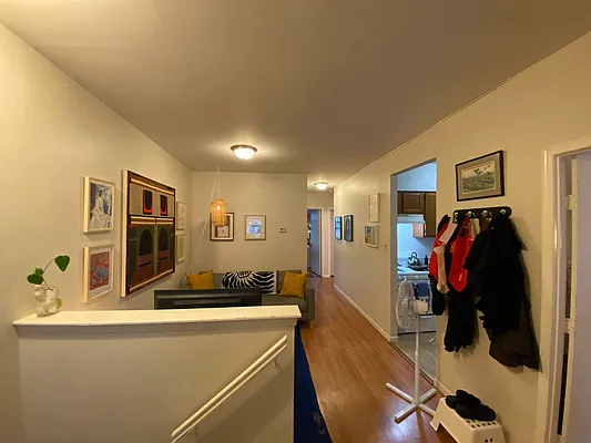 Rented by Premier Metro Realty Corp | media 18