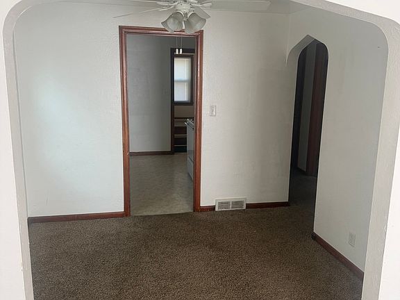 5th image of 3721 Watson Ave