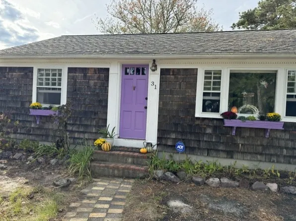 31 Susan Ruth Rd, Dennis Port, MA 02639