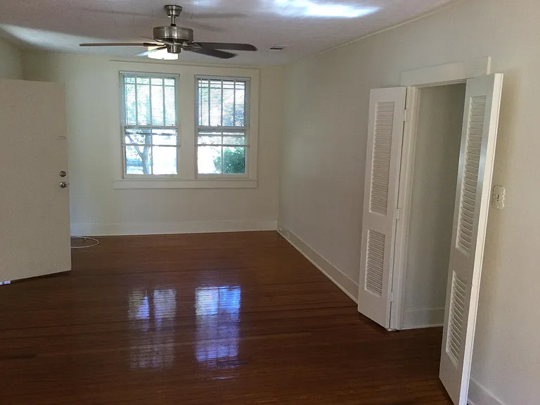149 Lake Ave — Photo 2