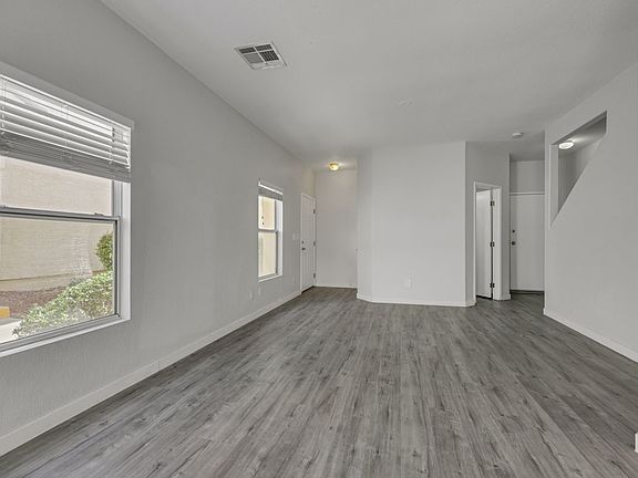 4th image of 2576 Lazy Saddle Dr