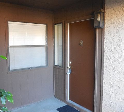 3rd image of 1730 W Emelita Ave APT 1011