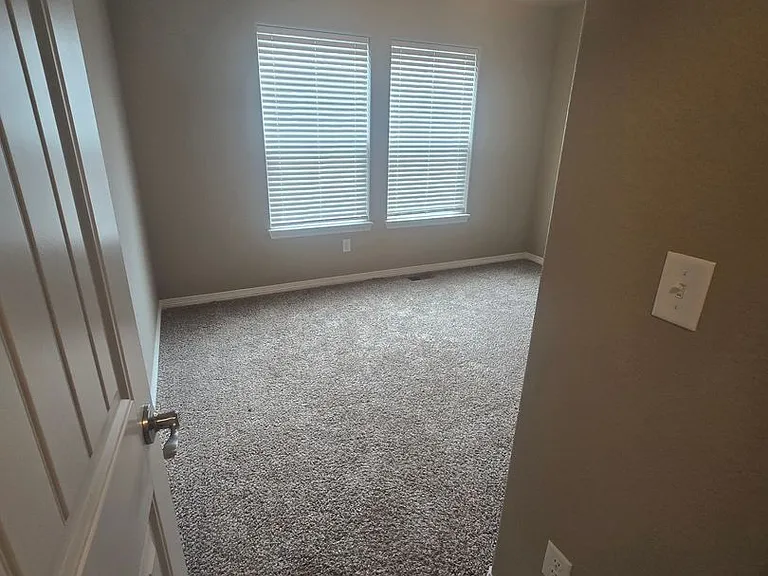 2421 Ridge Top Dr #5 — Photo 19