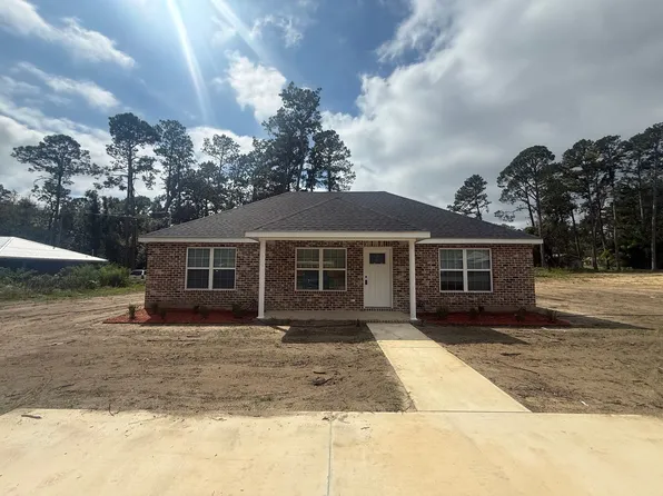 657 N Washington St, Lyons, GA 30436