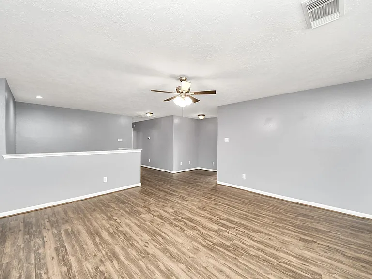 19215 Terra Forest Ct — Photo 28
