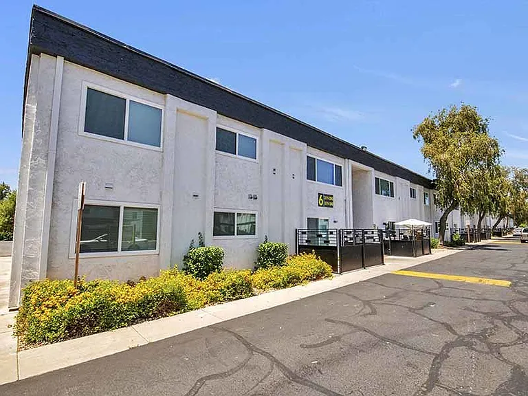 456 W Brown Rd — Photo 14