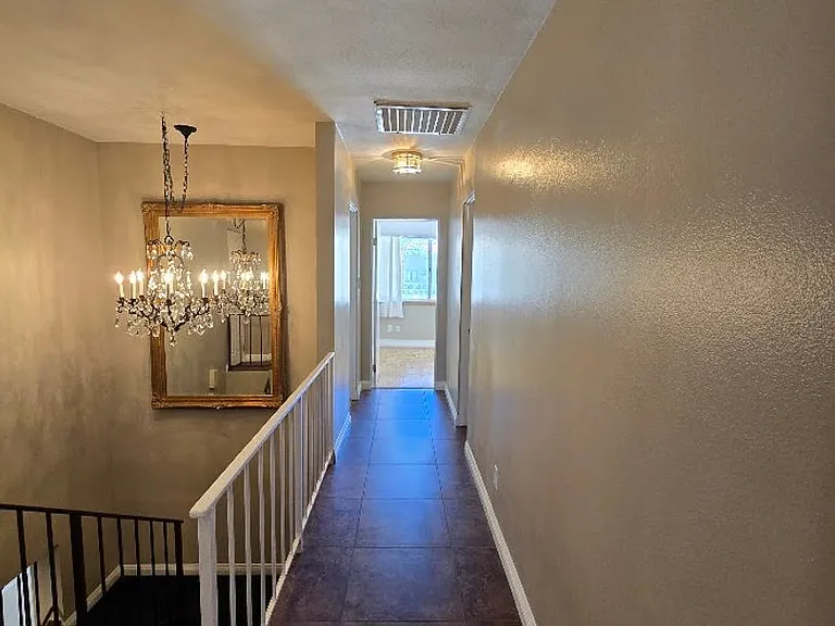 3030 El Camino Ave — Photo 24