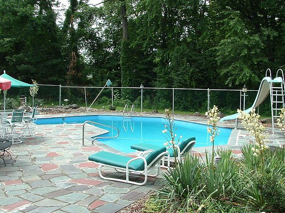 Pool/Patio