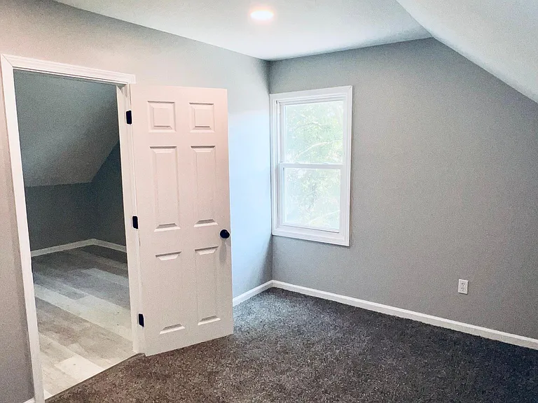 3341 W 105th St #6 — Photo 11