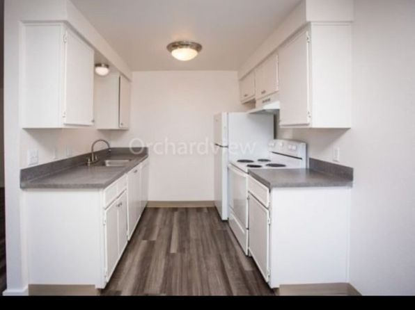 158 Bayview Way NE #201