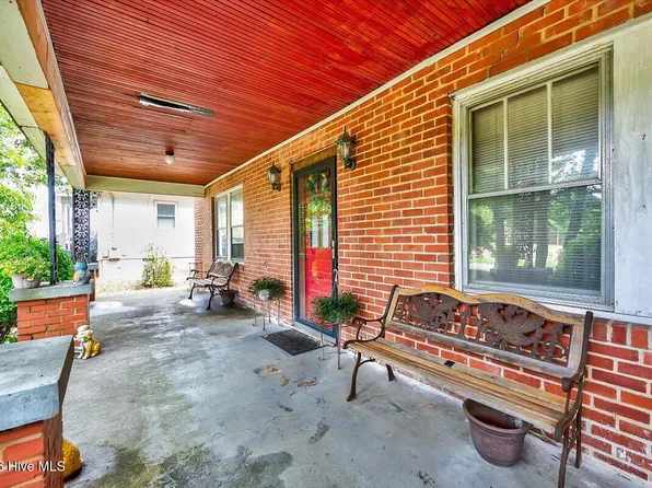 (undisclosed Address), Oxford, NC 27565