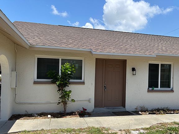 2nd image of 3747 SW Santa Barbara Pl APT 1