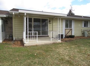 5678 Leisure South Dr SE, Kentwood, MI 49548