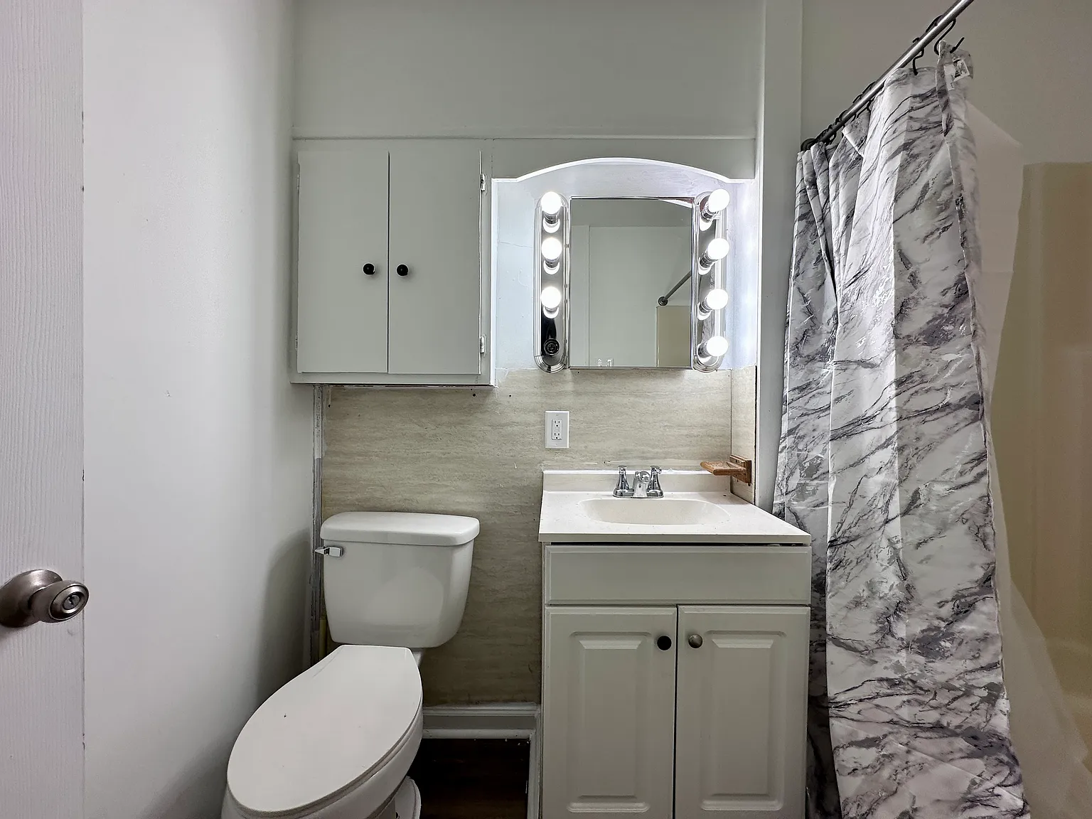 2 bed, 1200 sqft, $1,200 — Photo 3