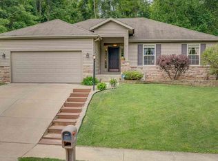 2306 Irvington Dr, South Bend, IN 46614