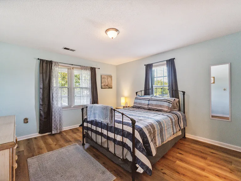 407 23rd Ave N #205 — Photo 7