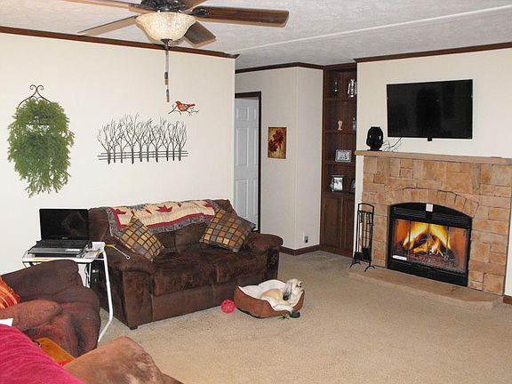 4th image of 137 Olive Ln