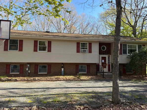 315 Mountain View Dr, Jim Thorpe, PA 18229