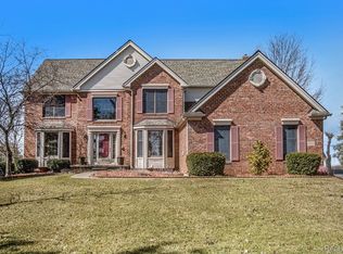 4536 Lohr Rd, Ann Arbor, MI 48108