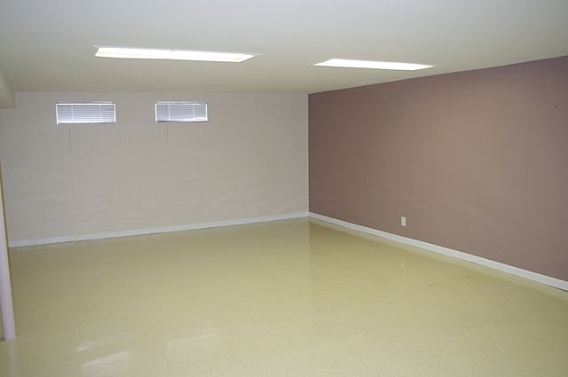 1st image of 1472 Langholm Dr