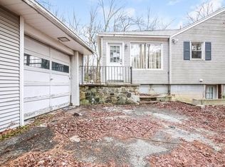 55 Pembroke Rd, Danbury, CT 06811