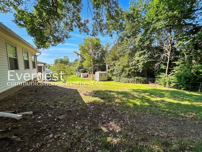1667 Melody Ln — Photo 22