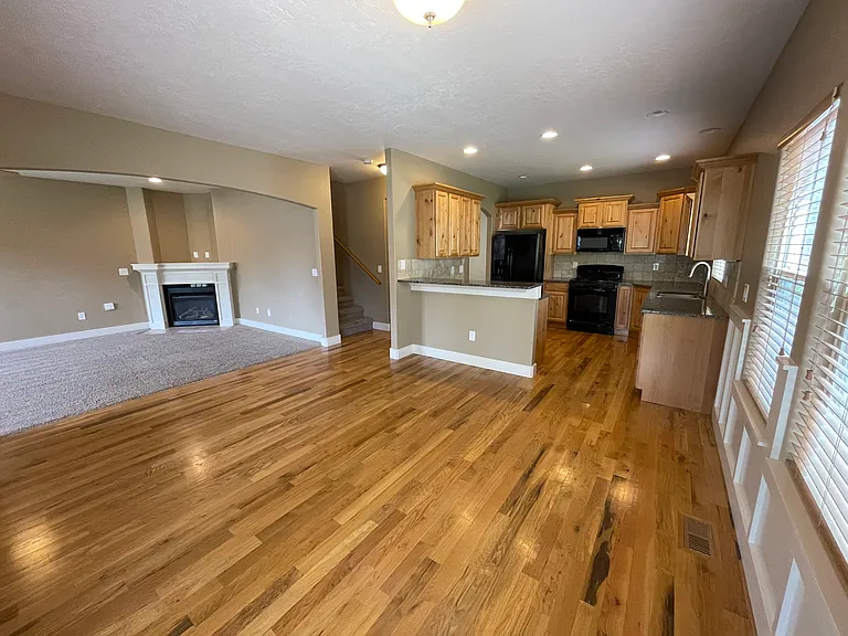2875 E Ragusa Ln — Photo 2