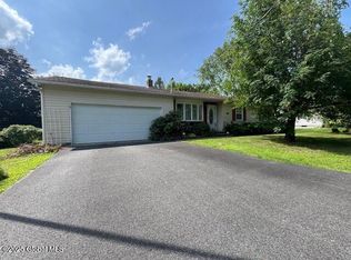329 Schodack Dr, Castleton, NY 12033
