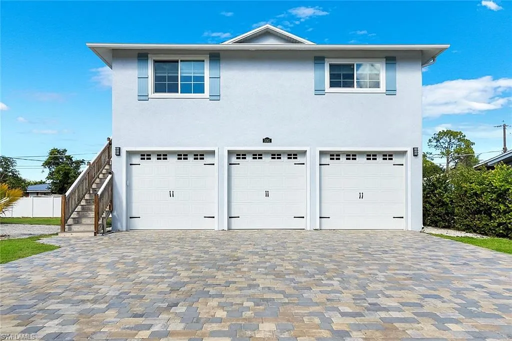 2 bed, 2.0 bath, 1085 sqft, $8,000 — Photo 4