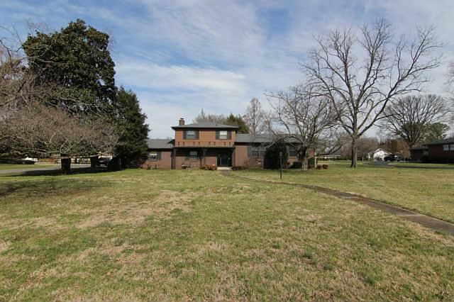 1st image of 1714 Riverview Dr
